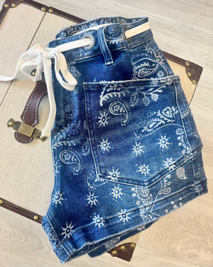 Paisley Short