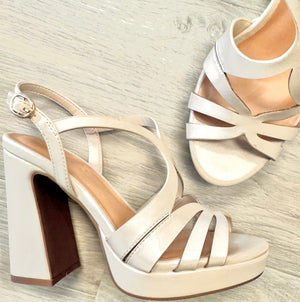 Robyn Sandal