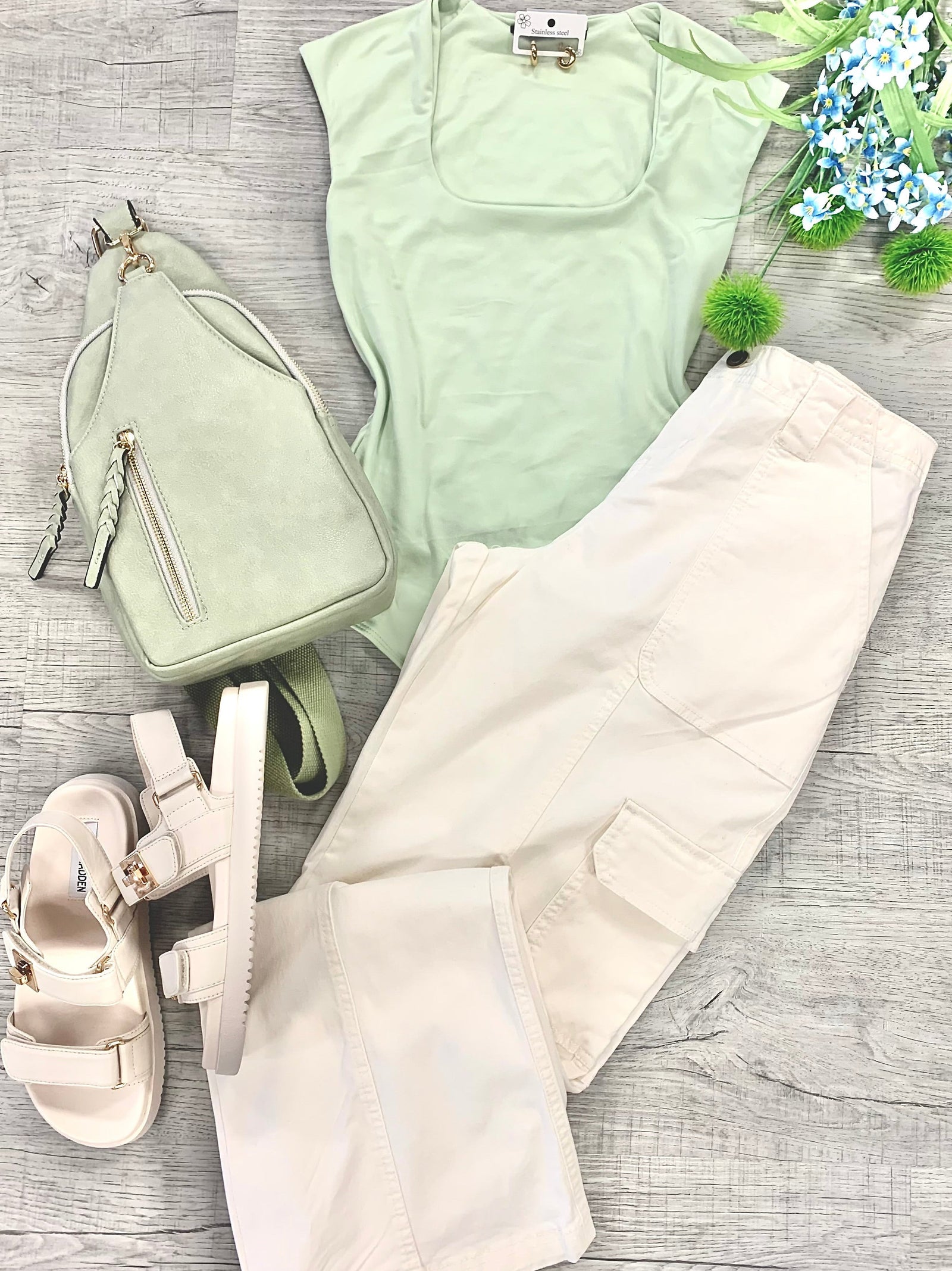Lola Cargo (Sale!)
